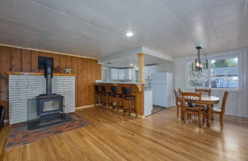 Joseph House | Wallowa Lake Wahluna Terrace Retreat
