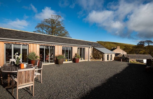 Brampton House | WALLTOWN BYRE - Stylish, dog friendly barn conversion with hot tub sleeping 6