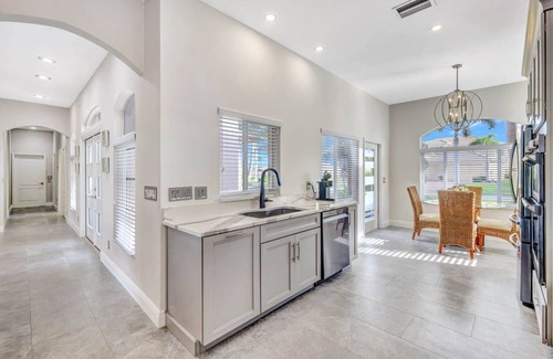 Cape Coral House | Wally's Fairway To Haven: Discover Your Paradise: Rental with Lake View, Pool, and Golf Access!