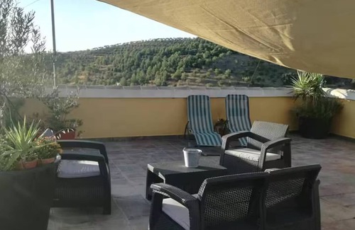 Velez Rubio Apartment | Walnut Apartment Sleeps 4