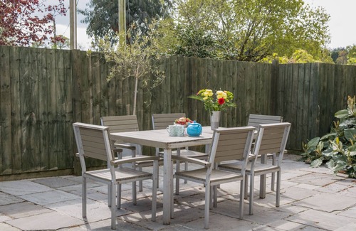 Teigngrace Cottage | Walnut Cottage