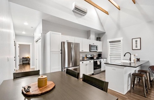 Sandpoint House | Walnut Cottage