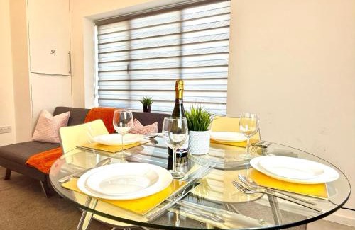 Kidlington Apartment | Walnut Flats-F5, Stylish 1-Bedroom - Parking, Netflix, WIFI - Close to Oxford, Bicester & Blenheim Palace