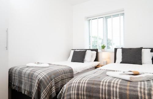 Radbourne House | Walnut Lodge