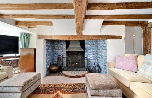 Littlehampton House | Walnut Tree House