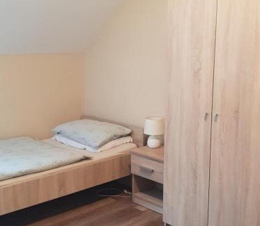 Hronsky Benadik Bed & Breakfast | Walnut Tree House