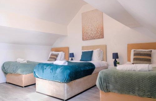 Wyken Apartment | Walsgrave Road Apartment - 5 Beds - Free Parking & Wi-Fi