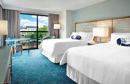 Bay Lake Resort | Walt Disney World Swan