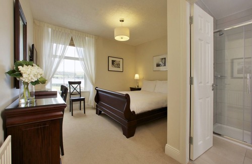 Youghal Hotel | Walter Raleigh Hotel