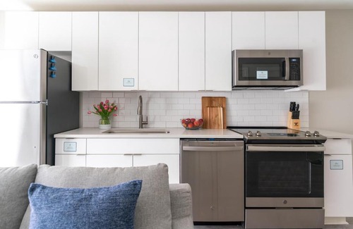 Downtown Jackson Apartment | Walthall Apartments by Barsala