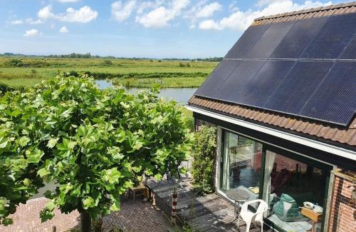 Municipality of Wormerland Bed & Breakfast | Walvisch van Ghyspe