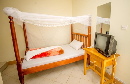 Mityana Hotel | Wamala Lakeview Hotel
