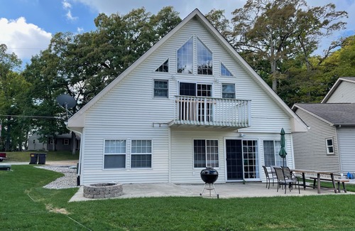 Brooklyn House | Wampler's Lake Cottage