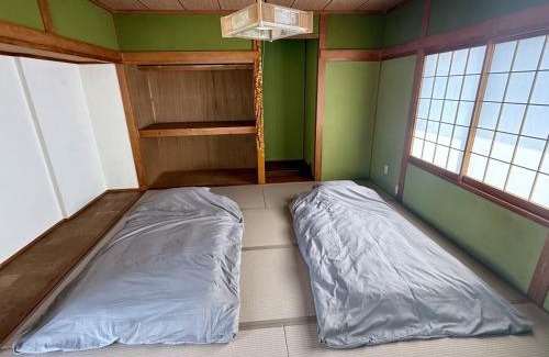Nachikatsura-cho House | Wan Kumano by WhyKumano