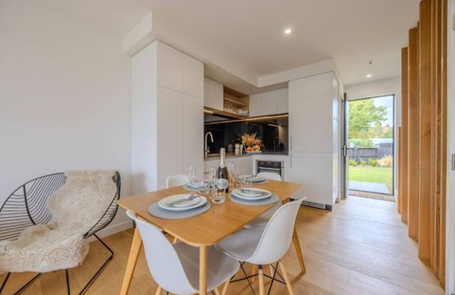 Albert Town Apartment | Wanaka Riverside Apartment