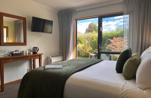 Wanaka Cabin | Wanaka Springs Lodge