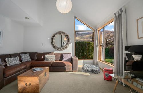 Wanaka House | Wanaka Tranquility - Wanaka Holiday Home