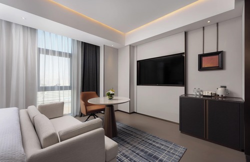 Saybagh District Hotel | Wanda Moments Urumqi Railway Station