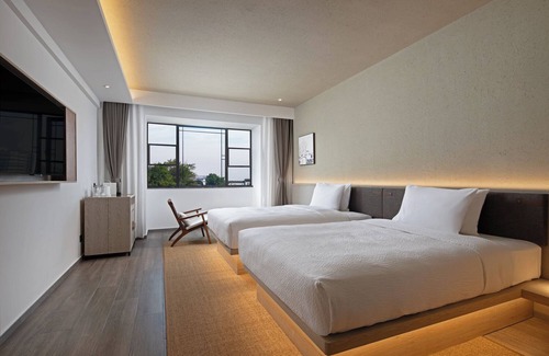 Jiashan Hotel | Wanda Moments Xitang