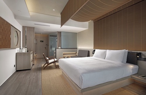 Jiashan Hotel | Wanda Moments Xitang