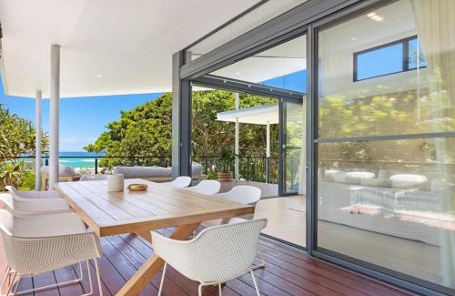 Suffolk Park House | Wanda Ocean Front - Direct access to Tallow beach