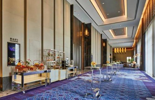 Liangqing District Hotel | Wanda Realm Resort Nanning