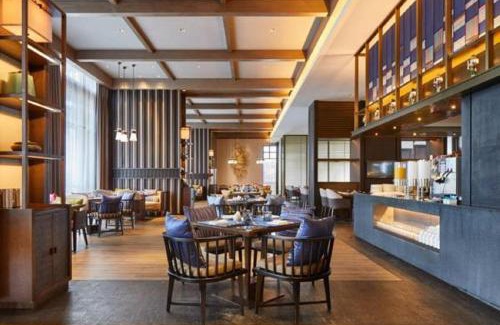 Liangqing District Hotel | Wanda Realm Resort Nanning