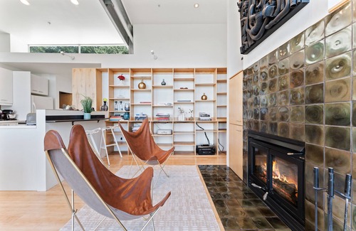 Santa Rosa House | Wander Sonoma Hills sleeps 8, w/gym/Workstations & Hot tub, 4 Bedrooms