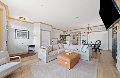 Sheboygan Villa | Wandering Waves - Beachfront condo right on Lake Michigan.