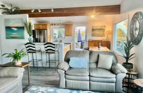 Clinton House | Wandering Whidbey View Home