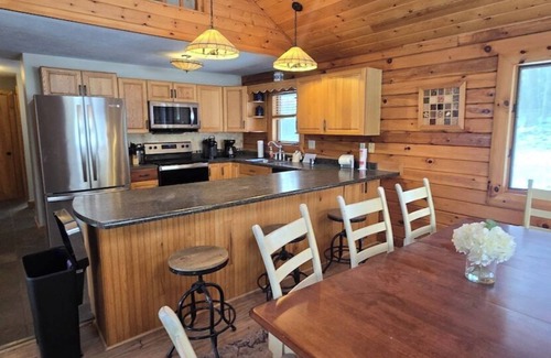 Paradise Point House | Wandering Woods- Dog-friendly 3 bedroom home with lake access and hot tub!