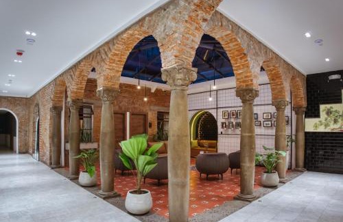 Chimborazo Province Hotel | Wanderlot - Hotel Plaza Central