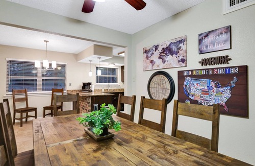 North San Antonio - SAT House | Wanderlust - A Birdy Vacation Rental