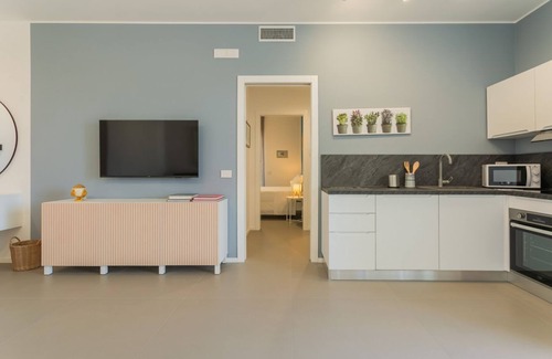 Municipio 1 Apartment | Wanderlust Experience | Blue Coast