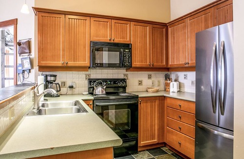 Salt Lake Mountain Resorts Condo | Wanderlust Suite by Cottonwood Lodging