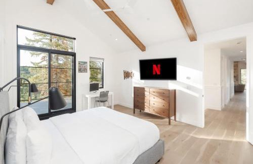 Rendezvous House | Wanderlust