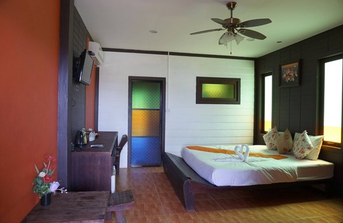 Don Sak Hotel | Wanghin Bungalow Donsak