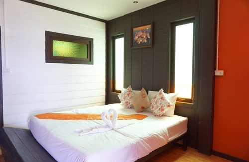 Don Sak Hotel | Wanghin Bungalow Donsak
