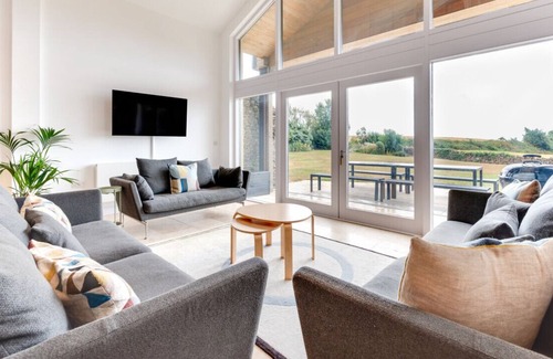 Littlebredy House | Wans Barton - Four Bedroom House, Sleeps 10