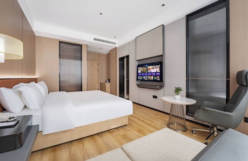 Wanzai Hotel | Wanzai Yijia La Maison Hotel