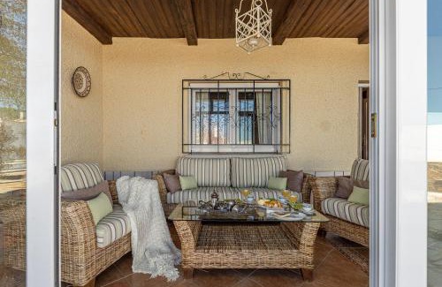 Titulcia House | Waou Deluxe Cottage Titulcia