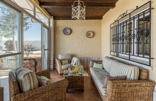 Titulcia House | Waou Deluxe Cottage Titulcia