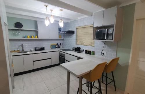 Pretoria Apartment | Wapadrand Modern Self-catering Apartment