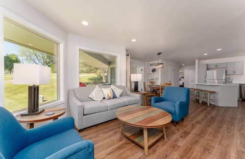 Wapato Point Condo | Wapato Point Condo with Resort Amenities! 2bed/2bath, ground floor w/washer, unit 611