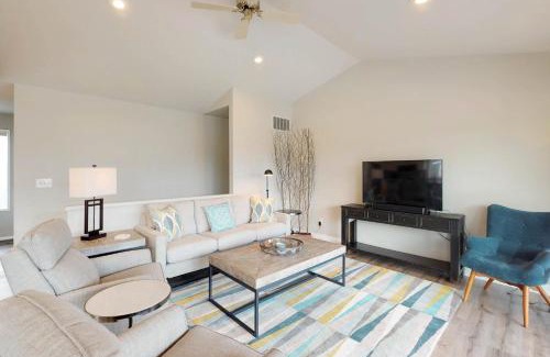 Wapato Point House | Wapato Point Lakeview