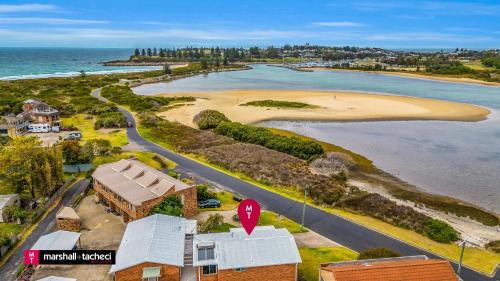 Bermagui Apartment | Wapengo Street 5, Unit 3