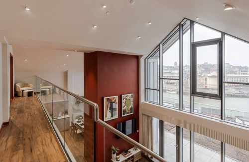 Bristol Floating Harbour Apartment | Wapping Wharf | Penthouse
