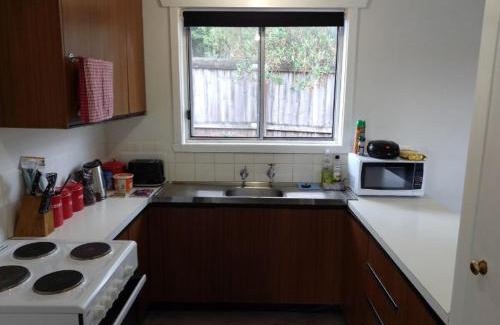 Waratah Apartment | Waratah Waterfall Retreat Unit1 Free WiFi & Free Pay TV