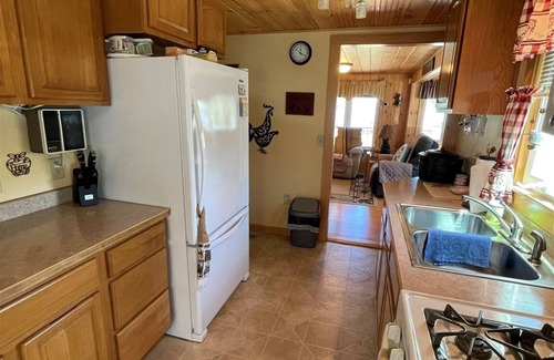 Standish House | WARD'S COVE Sebago Lake