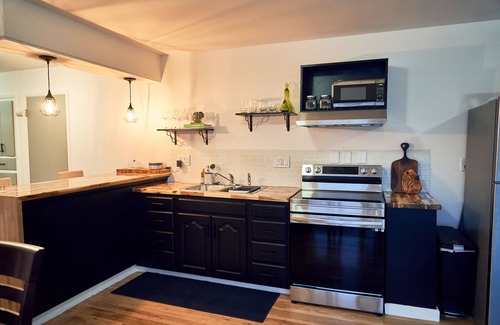 West Jordan House | Warm and Comfy StaynClose to all you need!